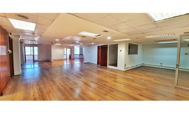 Espaciosa y luminosa oficina! Mac Iver / Agustinas