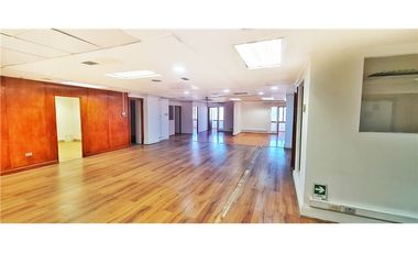 Espaciosa y luminosa oficina! Mac Iver / Agustinas