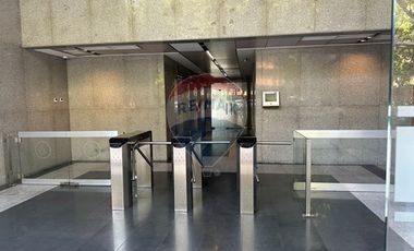 Oficina Clase A+ Metro Pedro de Valdivia