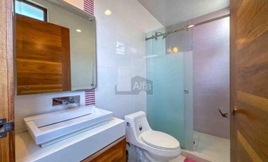 Casa en venta en Valle de Zamarrero, Zinacantepec