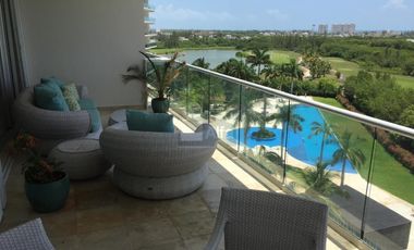 Departamento Amueblado de 4 recs y 4 baños en Residencial en Av Bonampak Cancun Quintana Roo