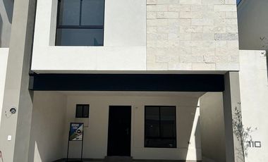 Casa en Renta en Altrisa, Garcia