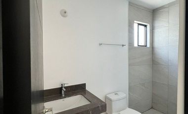 Casa en Renta en Altrisa, Garcia