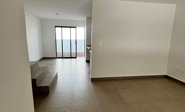 Casa en Renta en Altrisa, Garcia