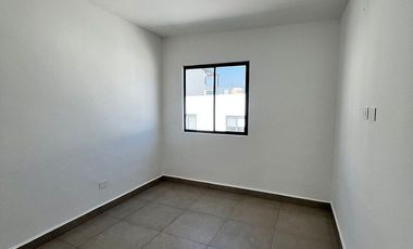 Casa en Renta en Altrisa, Garcia