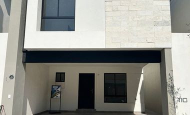 Casa en Renta en Altrisa, Garcia