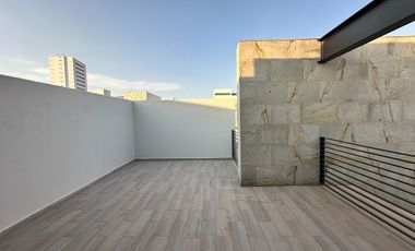 Loft I 2 recámaras | 2 baños | Jardín| Terraza | 2 estacionamientos