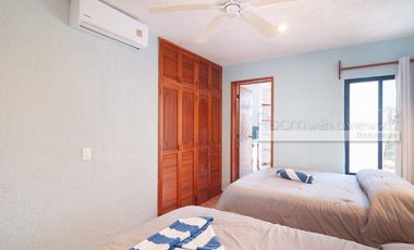 Luna Azul 2nd Floor