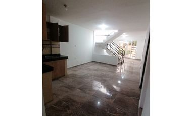 SE ALQUILA CASA DE SEGUNDO PISO EN OLMPICO, PALMIRA