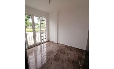 SE ALQUILA CASA DE SEGUNDO PISO EN OLMPICO, PALMIRA