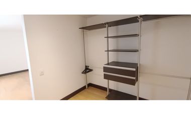 Arriendo Apto Conjunto Cerrado con Ascensor Cota $ 2.200.000