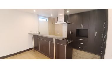 Arriendo Apto Conjunto Cerrado con Ascensor Cota $ 2.200.000
