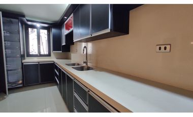 ALQUILO CASA EN LA ELVIRA COD 7818524