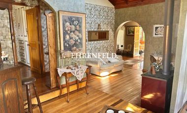 Camilo Henriquez, Quilpué. Casa con hermoso Jardín.