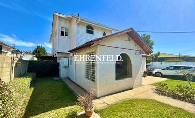 Camilo Henriquez, Quilpué. Casa con hermoso Jardín.