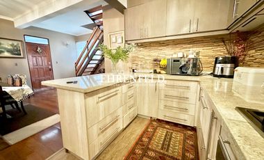 Camilo Henriquez, Quilpué. Casa con hermoso Jardín.