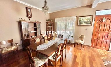 Camilo Henriquez, Quilpué. Casa con hermoso Jardín.