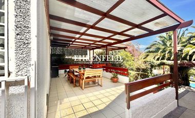 Camilo Henriquez, Quilpué. Casa con hermoso Jardín.