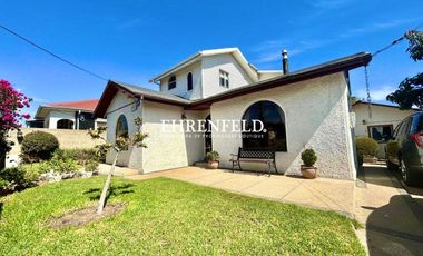 Camilo Henriquez, Quilpué. Casa con hermoso Jardín.