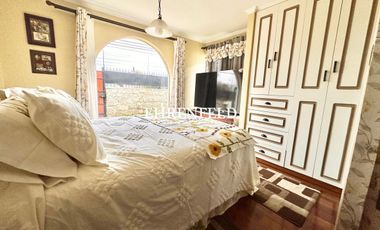 Camilo Henriquez, Quilpué. Casa con hermoso Jardín.