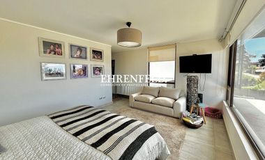 Pinares de Montemar. Casa mediterránea, en Condominio.