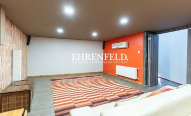 La Calandrina, Las Condes. Casa exclusiva, de 5 niveles