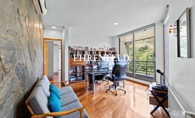 La Calandrina, Las Condes. Casa exclusiva, de 5 niveles