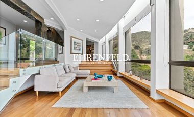 La Calandrina, Las Condes. Casa exclusiva, de 5 niveles