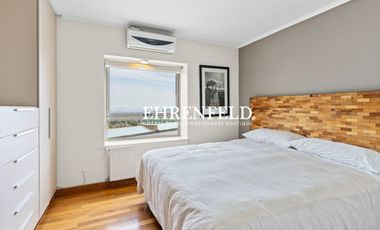 La Calandrina, Las Condes. Casa exclusiva, de 5 niveles