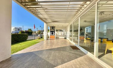Lomas de Montemar, Concón. Casa de 180 m2 en Condominio.