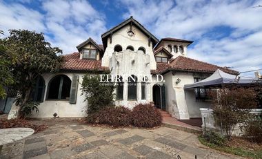 Miraflores, Viña del Mar. Gran Casa estilo clásico.