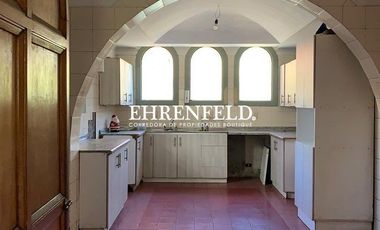 Miraflores, Viña del Mar. Gran Casa estilo clásico.