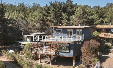 Pichilemu. Región de O'Higgins. Condominio Punta de Lobos.