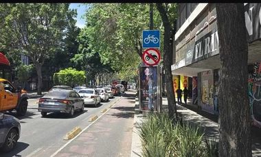Local Comercial en renta 85 M2 sobre Insurgentes