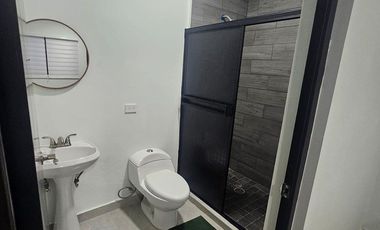 ESTUDIO  EN RENTA A UN LADO DE TECNOLOGICO LA PAZ