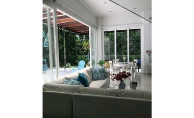 VENTA CASA CAMPESTRE EN CONDOMINIO LA PRADERA  RESTREPO