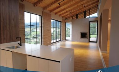 En Venta Hermosa Casa Campestre Nueva en Tabio