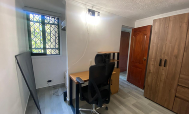 Vende Apartamento remodelado Primer piso- San Javier