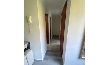 Vende Apartamento remodelado Primer piso- San Javier