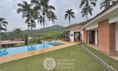 Casa en conjunto en arriendo amoblada, Sector San Bernardo del viento.