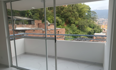 Se Arrienda Apartamento en Montefaro