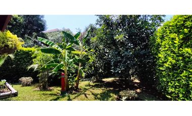 VENTA HERMOSISIMA CASA DENTRO DEL MEJOR CONDOMINIO DE CHINAUTA C/MARCA