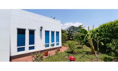 VENTA HERMOSISIMA CASA DENTRO DEL MEJOR CONDOMINIO DE CHINAUTA C/MARCA