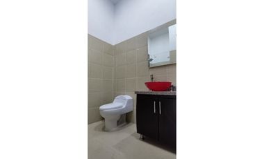 VENTA HERMOSISIMA CASA DENTRO DEL MEJOR CONDOMINIO DE CHINAUTA C/MARCA