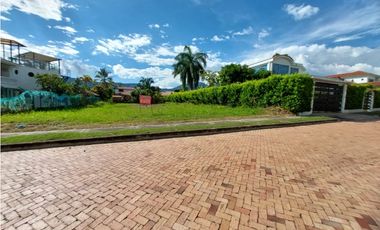 VENTA ESPECTACULAR LOTE EN EL MEJOR CONDOMINIO DE CHINAUTA C/MARCA