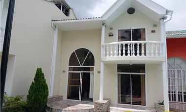 VENTA EXCELENTE CASA UBICADA EN CHINAUTA CUNDINAMARCA