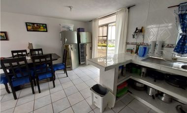 VENTA EXCELENTE CASA UBICADA EN CHINAUTA CUNDINAMARCA