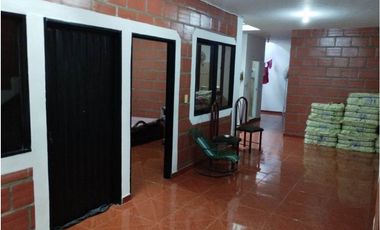 CASA EN VENTA EN VILLA GORGONA CANDELARIA BARRIO CENTRO