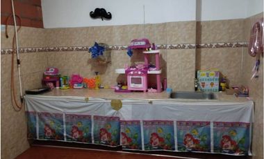 CASA EN VENTA EN VILLA GORGONA CANDELARIA BARRIO CENTRO