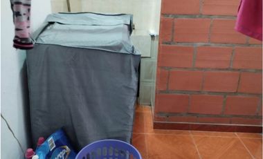 CASA EN VENTA EN VILLA GORGONA CANDELARIA BARRIO CENTRO